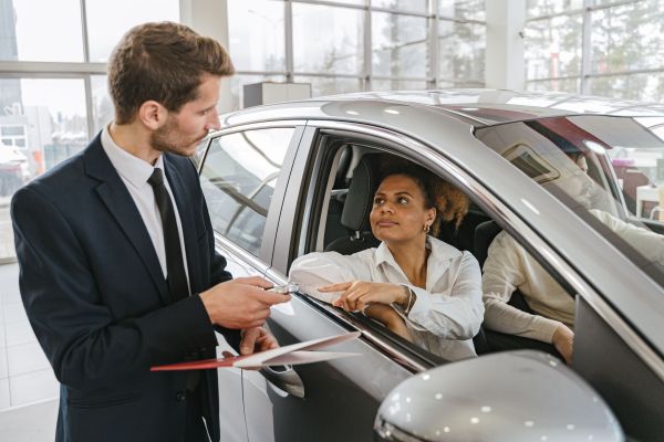 Calculez facilement vos paiement mensuels pour un prêt automobile
